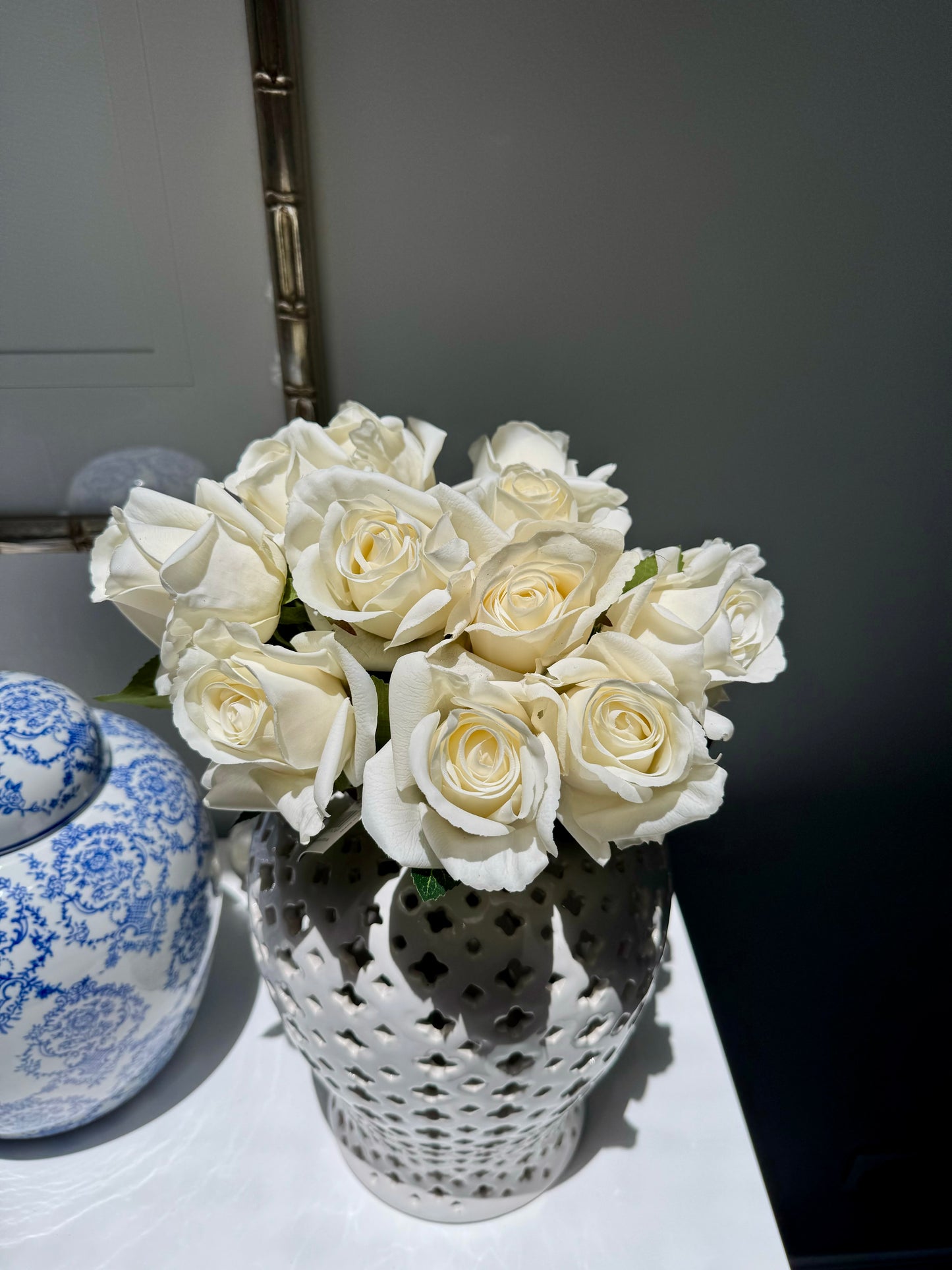 Rosebud Open Bella-White