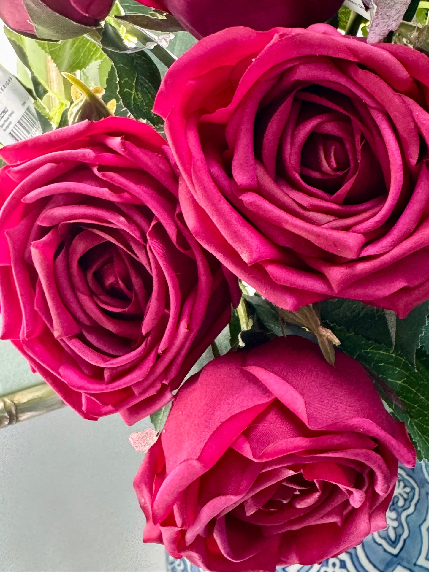 Sara Bush Rose Spray- Magenta
